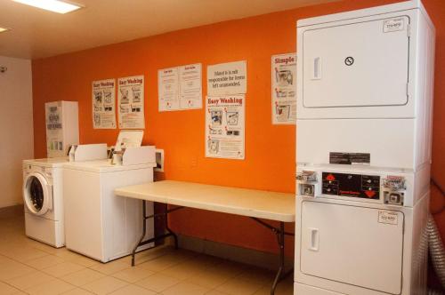 Imagen general del Hotel Motel 6-Raleigh, NC - Cary. Foto 3