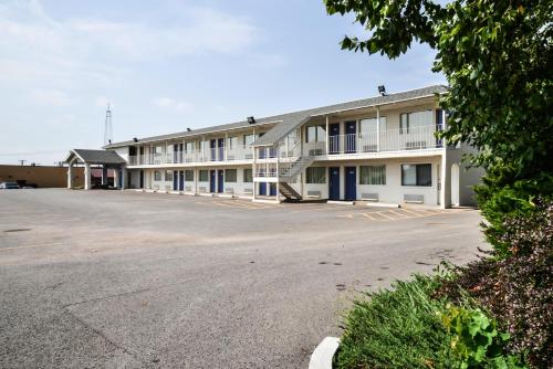 Imagen general del Hotel Motel 6-Saint Joseph, MO. Foto 1