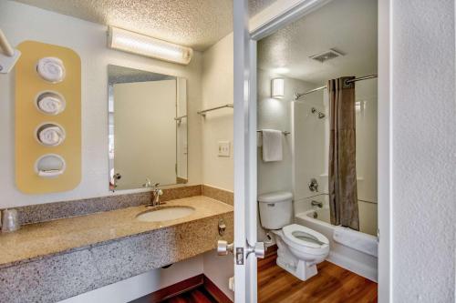 Imagen de la habitación del Hotel Motel 6-Stockton, CA - North. Foto 8