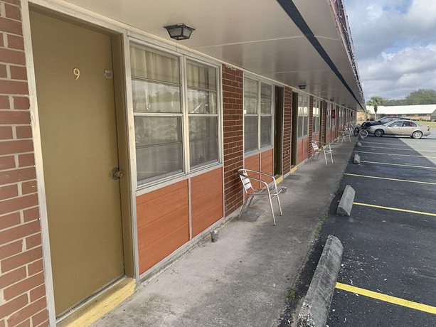 Imagen general del Hotel Motel 8 Lake City. Foto 7