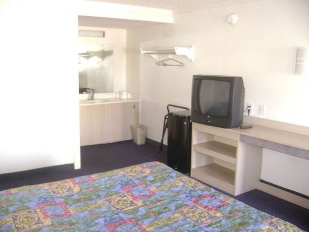 Imagen de la habitación del Hotel Motel Beechmont. Foto 12