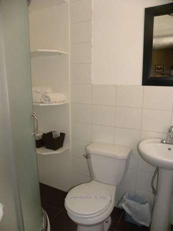 Imagen de la habitación del Hotel Motel Colibri. Foto 7