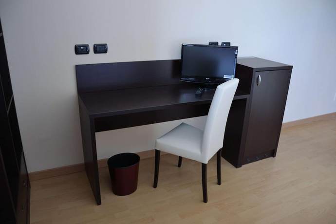 Imagen de la habitación del Hotel Motel Galaxy. Foto 15