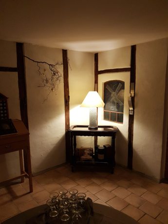Imagen de los interiores del Hotel Motel H&oslash;jm&oslash;lle Kro. Foto 15