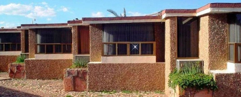 Imagen de los exteriores del Hotel Motel La Fortuna. Foto 15