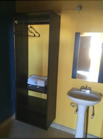 Imagen de la habitación del Hotel Motel Las Fuentes. Foto 7