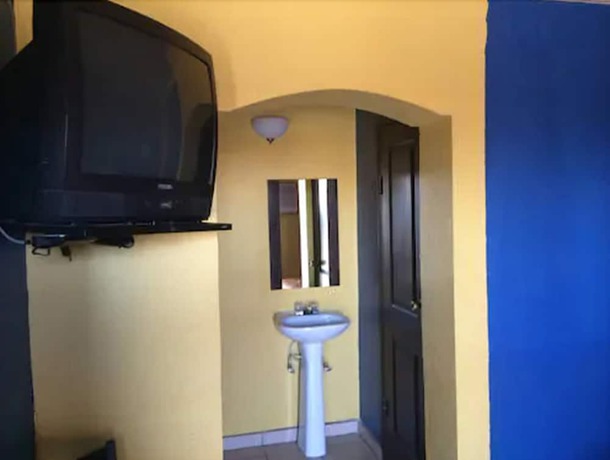 Imagen de la habitación del Hotel Motel Las Fuentes. Foto 13