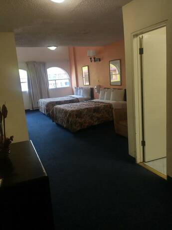 Imagen general del Hotel Motel Las Vegas. Foto 10
