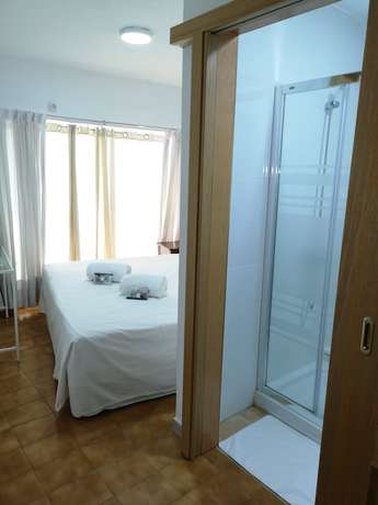 Imagen de la habitación del Hotel Motel Lavapiés. Foto 18