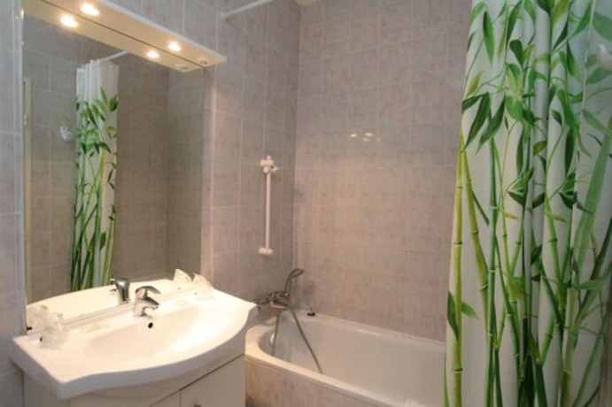 Imagen de la habitación del Hotel Motel Le Colibri. Foto 14