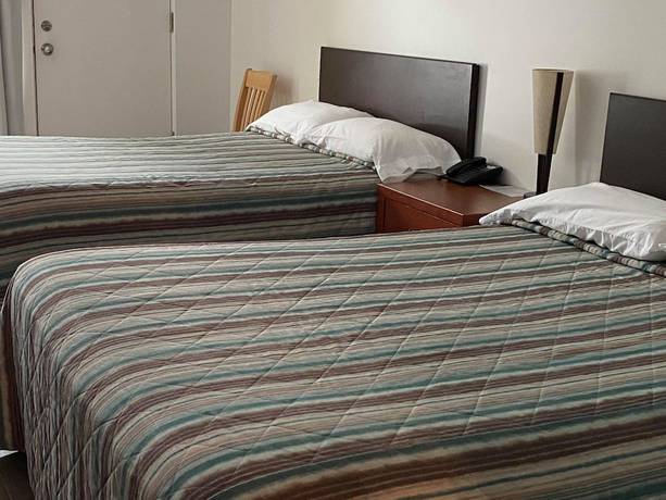 Imagen de la habitación del Hotel Motel Le Martinet. Foto 5