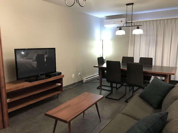 Imagen de la habitación del Hotel Motel Le Martinet. Foto 11