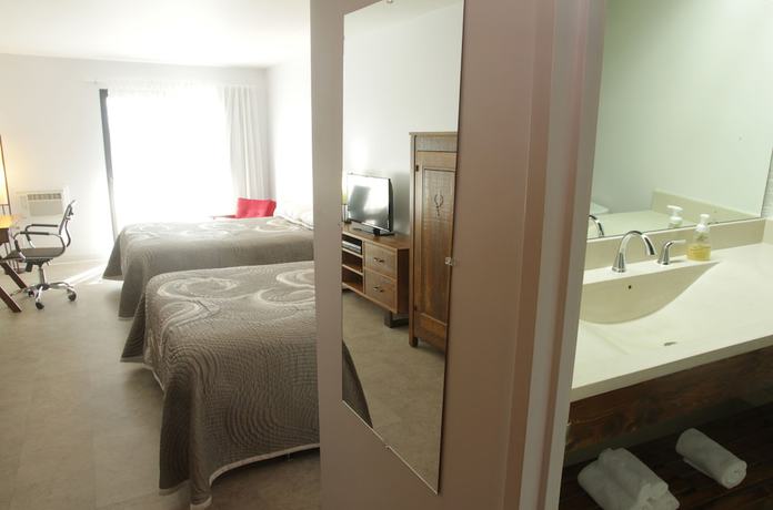 Imagen de la habitación del Hotel Motel Le Martinet. Foto 17