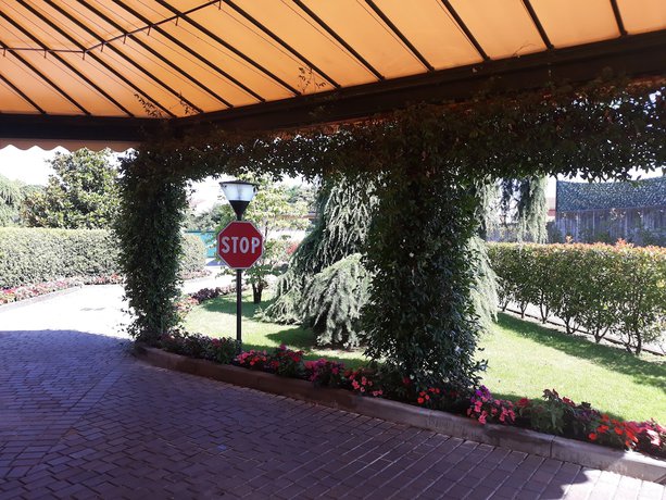 Imagen de los interiores del Hotel Motel Luna. Foto 19