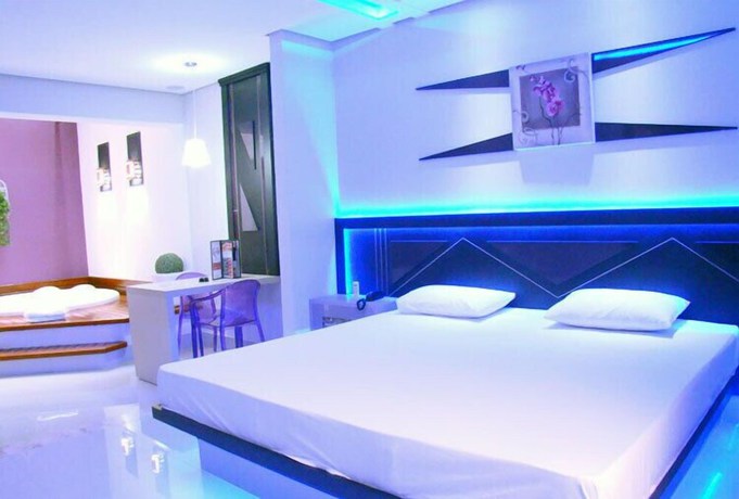 Imagen de la habitación del Hotel Motel Luxury. Foto 9