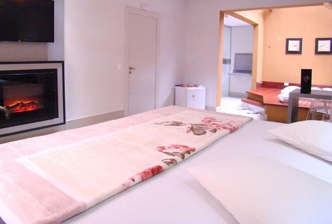 Imagen de la habitación del Hotel Motel Luxury. Foto 14