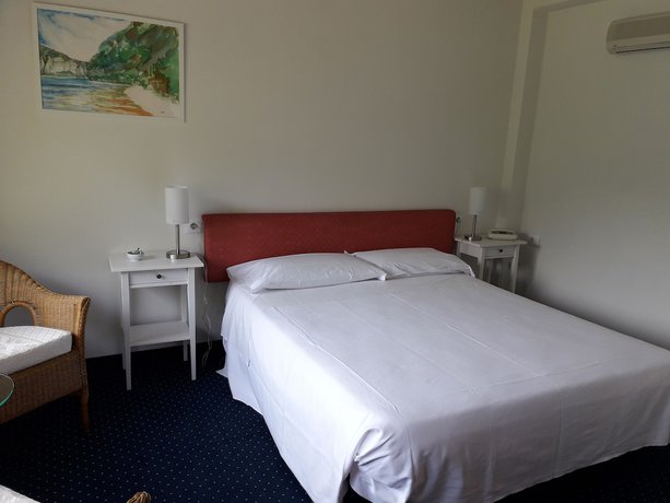 Imagen de la habitación del Hotel Motel Nautilus. Foto 5