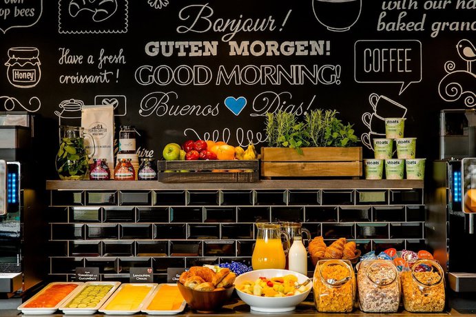 Imagen del bar/restaurante del Hotel Motel One Edinburgh - Princes. Foto 5