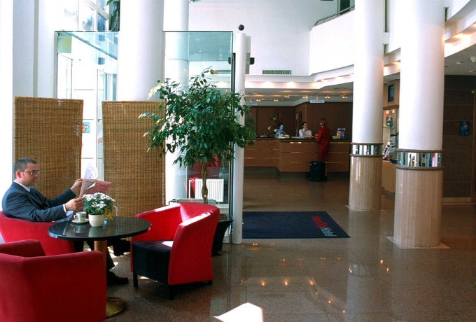 Imagen de los interiores del Hotel Motel One Frankfurt-Hauptbahnhof. Foto 10