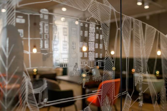 Imagen del bar/restaurante del Hotel Motel One Linz - Hauptplatz. Foto 4