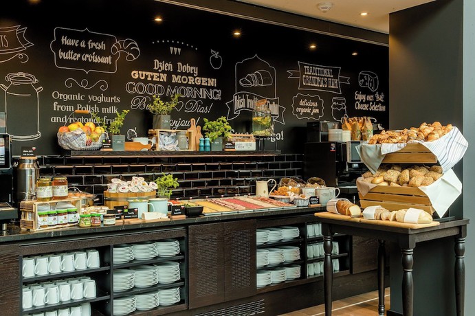 Imagen de la habitación del Hotel Motel One Warsaw - Chopin. Foto 10