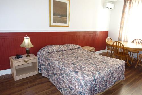 Imagen de la habitación del Hotel Motel Pierre. Foto 7