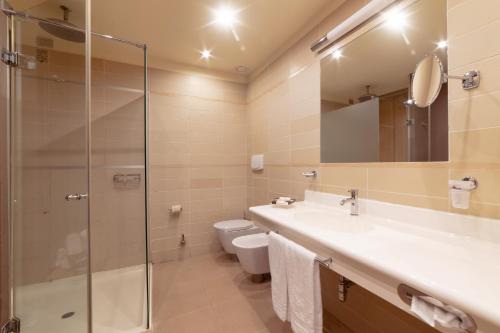 Imagen de la habitación del Hotel Motel Piranha, Orfengo. Foto 17