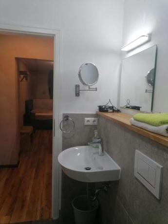 Imagen de la habitación del Hotel Motel Q- das kleine Stadthotel. Foto 12