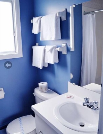 Imagen de la habitación del Hotel Motel Rimouski. Foto 9