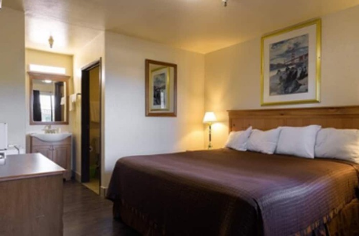 Imagen de la habitación del Hotel Motel Santa Cruz. Foto 12