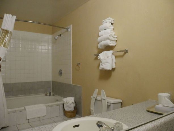 Imagen de la habitación del Hotel Motel Sun Inn. Foto 16