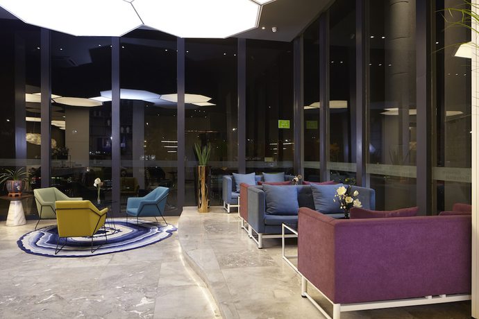 Imagen de los interiores del Hotel Motel Yangzhou the Slender West Lake. Foto 15