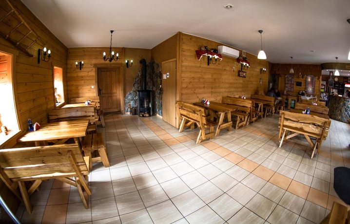 Imagen del bar/restaurante del Hotel Motel w Lace. Foto 4