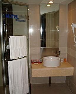 Imagen general del Hotel Motel168 Zhengzhou Erqi Plaza Lnn. Foto 8