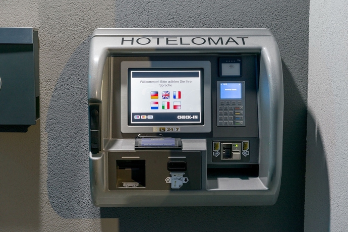 Imagen de los interiores del Hotel Motel24seven, Bruck an der Mur. Foto 19