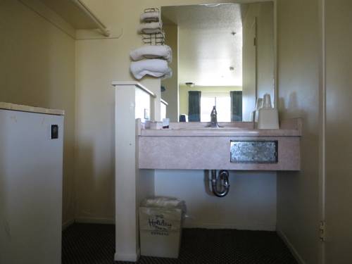 Imagen de la habitación del Hotel Motel6 Lake Elsinore, CA. Foto 3