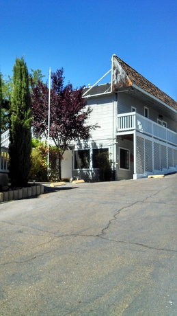 Imagen de los exteriores del Hotel Mother Lode Lodge. Foto 8