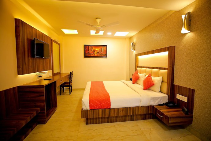 Imagen de la habitación del Hotel Moti Palace. Foto 6