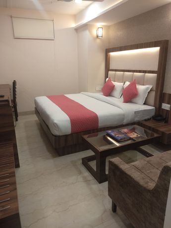 Imagen de la habitación del Hotel Moti Palace. Foto 7