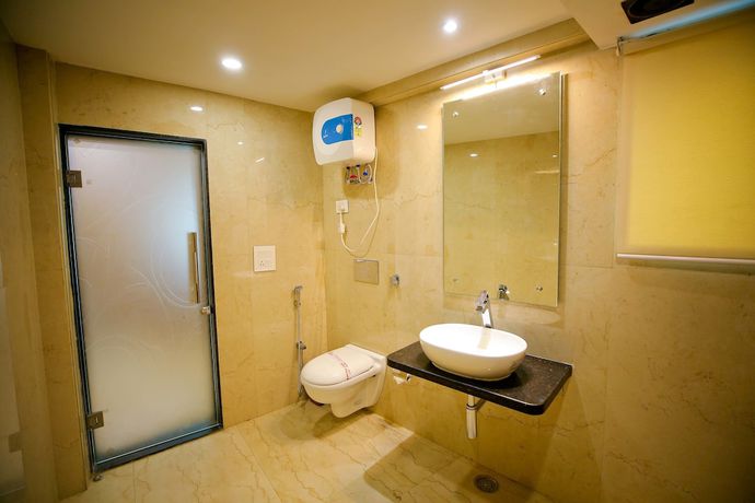 Imagen de la habitación del Hotel Moti Palace. Foto 10