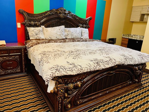 Imagen de la habitación del Hotel Motor City Inn and Suites. Foto 5