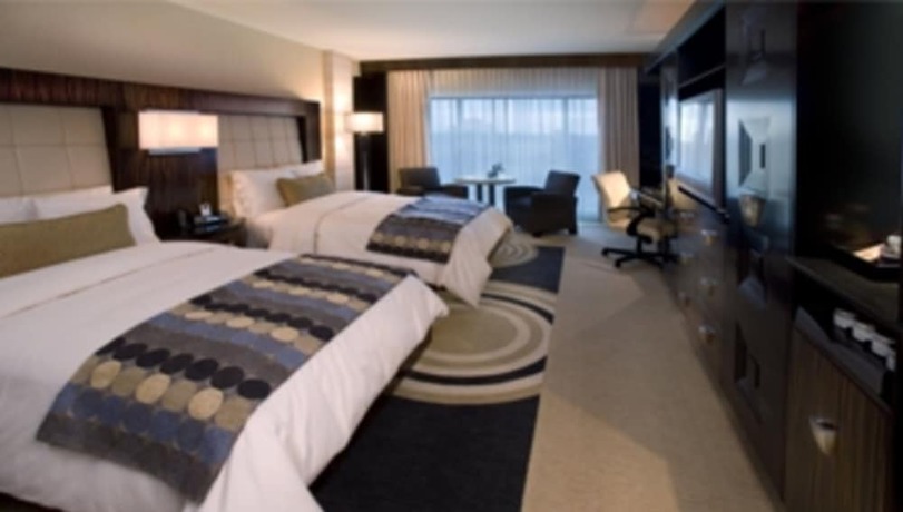 Imagen de la habitación del Hotel MotorCity Casino. Foto 7