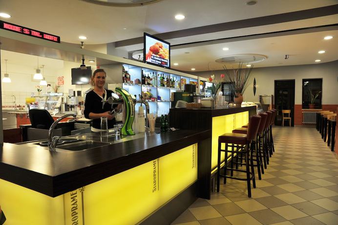 Imagen del bar/restaurante del Hotel Motorest a Motel Rohlenka Austerlitz. Foto 11