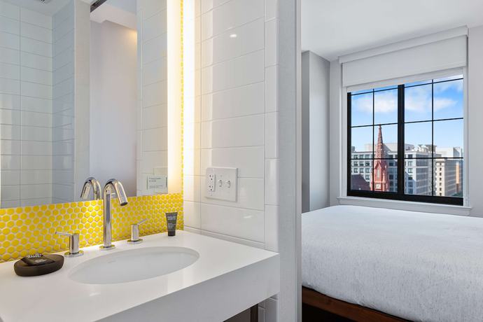 Imagen de la habitación del Hotel Motto By Hilton Washington Dc City Center. Foto 7