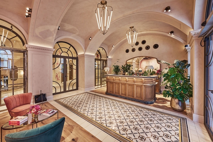 Imagen de los interiores del Hotel Motto. Foto 12