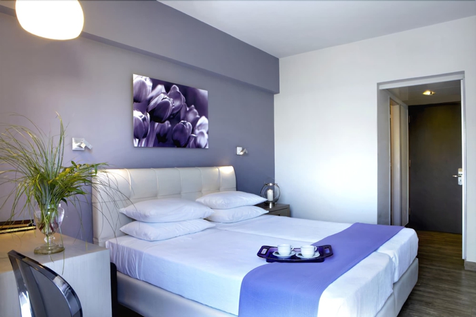 Imagen de la habitación del Hotel Mouikis Kefalonia. Foto 5