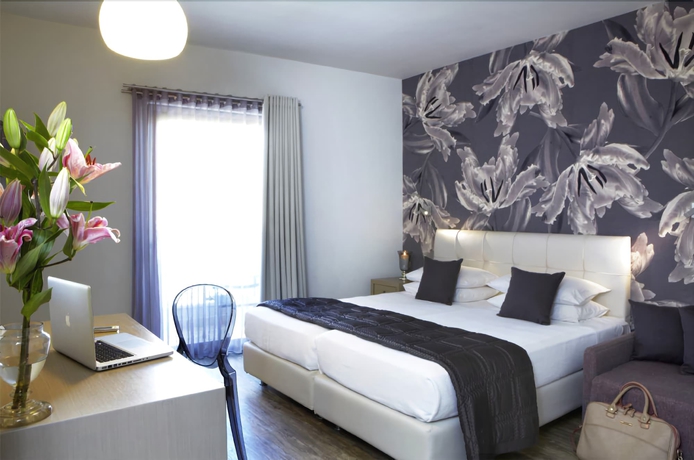 Imagen de la habitación del Hotel Mouikis Kefalonia. Foto 14