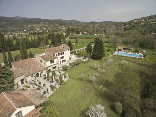 Imagen de la habitación del Hotel Moulin De La Camandoule. Foto 2