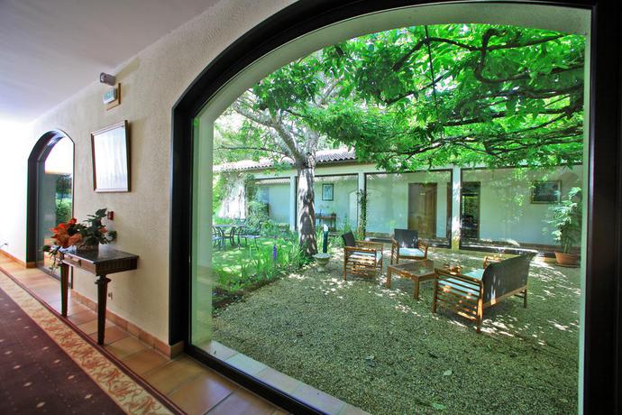 Imagen de los interiores del Hotel Moulin De Val De Seugne. Foto 6