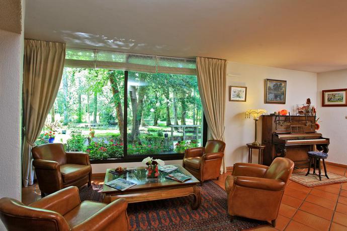 Imagen de los interiores del Hotel Moulin De Val De Seugne. Foto 7